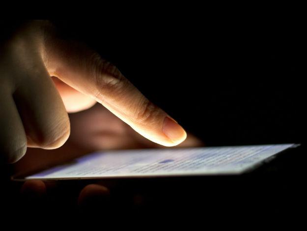 Smartphone-user-close.jpg