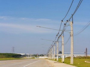 Regras da Anatel e Aneel sobre uso de postes entram em vigor em 30/03