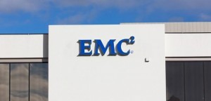 Dell planeja emitir US$ 20 bilhões em títulos de dívidas para aquisição da EMC