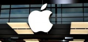 Apple pode ter de pagar 13 bi de euros à Irlanda por benefícios fiscais conseguidos ilicitamente