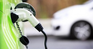 Instituto CCR recebe primeiro carro elétrico fruto de parceria com CPFL