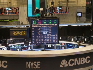 Falha no sistema faz bolsa de valores de NY suspender transações temporariamente