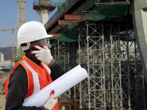 Seconci-SP cria regulamento para uso de celular em canteiros de obras
