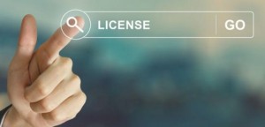 Quase metade das empresas no Brasil utiliza software não licenciado