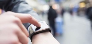 Fitbit estaria interessada na compra da Pebble para evoluir em smartwatches