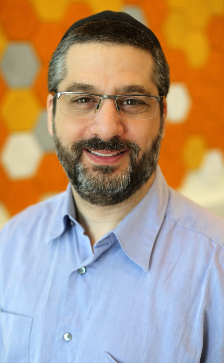 Leon Adato pquena