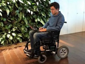 ai_microsoft_cadeirante_-_cw.jpeg