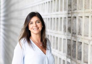 Claudia Braga da DXC