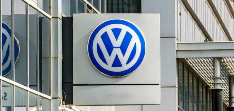 vwlogoshutter 952 1