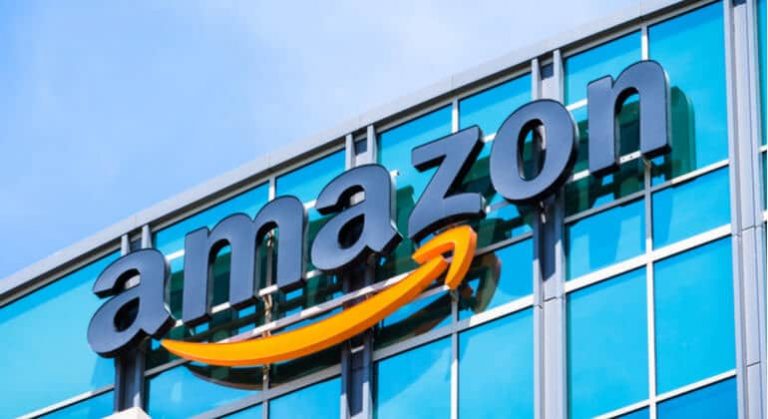 amazonlogoshutter 770 1