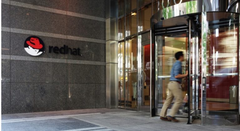 redhatshutter 77005 1