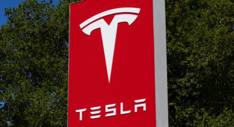 como a tesla se tornou uma empresa de dados 2
