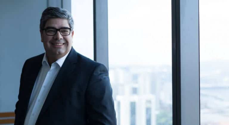 eduardo gouveia CW 1