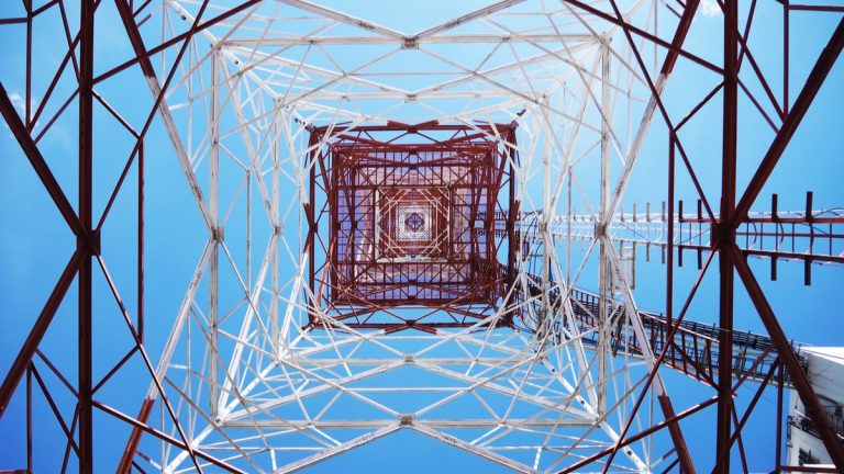 Mirando expansao Latam IHS Towers compra telecom brasileira CCS