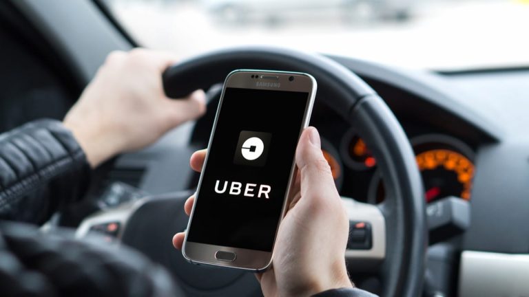 Uber muda estrutura e regras para atender nova lei na California