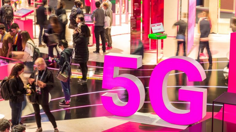 Sob ameaca de coronavirus empresas cancelam participacao na MWC