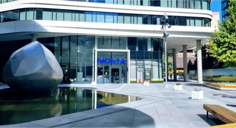 Apos 25 anos na Nokia Rajeev Suri deixara cargo de CEO