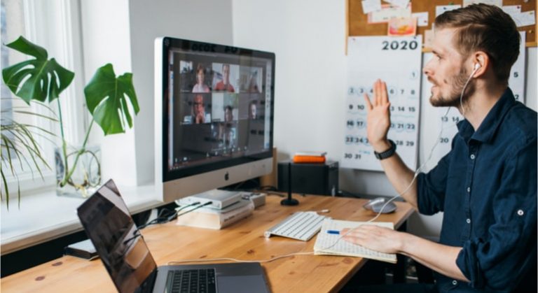 Como se destacar em reunioes virtuais 8 dicas uteis para seguir