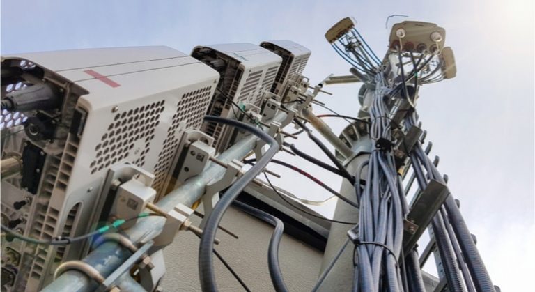 Conspiracao envolvendo 5G e radiacao levou a incendios no Reino Unido