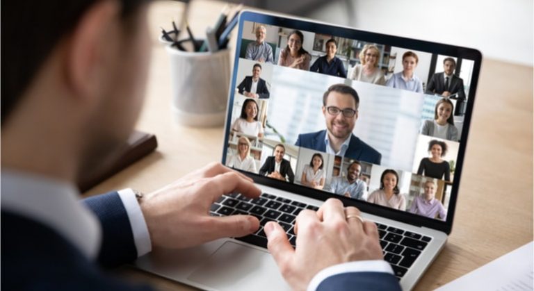 Dicas para liderar com eficiencia reunioes virtuais em larga escala 1