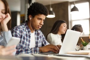 competição de Inteligência Artificial