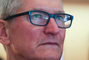 tim cook ceo apple