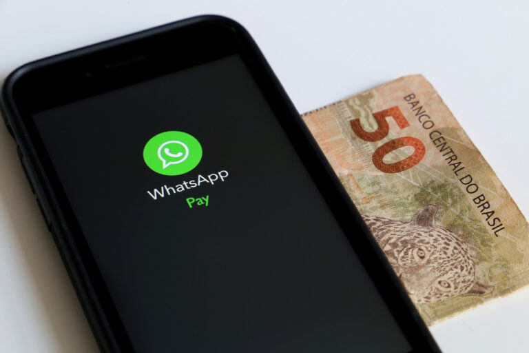whatsapp pay