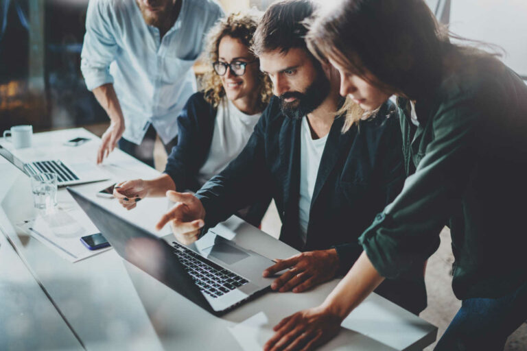 inovação, equipe, time, disrupção, vagas abertas, bolsas de estudo