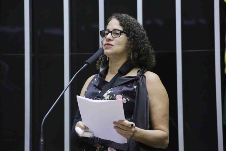 Luciana Santos