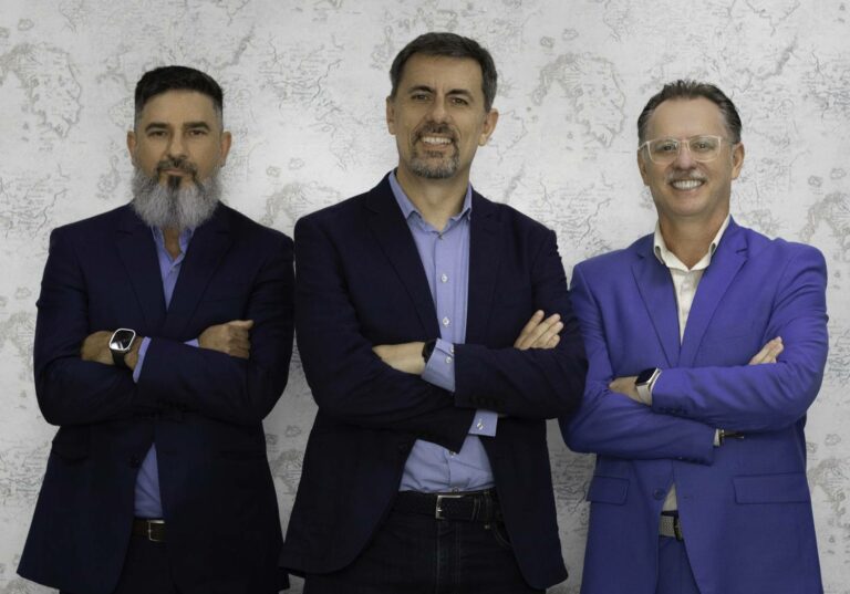 Ronei Weber CEO Smallsoft Alessio Mainardi Ceo Zucchetti no Brasil Joel Souza CEO Gdoor