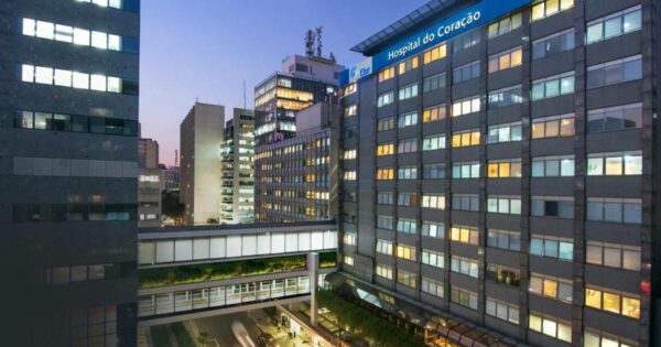Fachada do Hospital do Coração, o Hcor, em São Paulo. Foto: Divulgação, clínicos