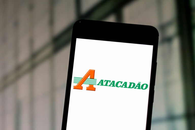 Atacadão, backup, Lenovo