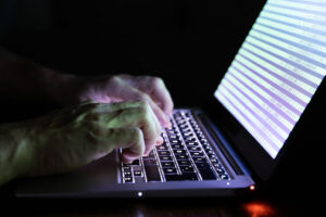 vazamento de dados, dados vazados, segurança, computador, notebook
