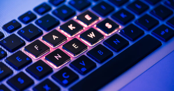 fake news, checar informações, cgi