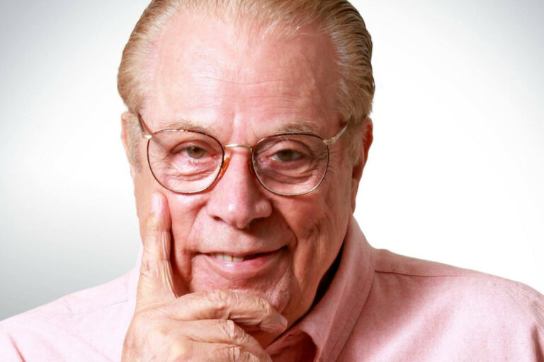 Ethevaldo Siqueira