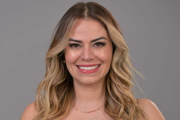 Ana Peña, Intel
