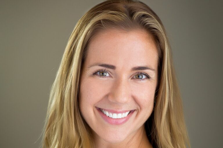 Carolyn Henry