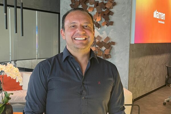 Robinson Marchini, CTO na Warren Investimentos
