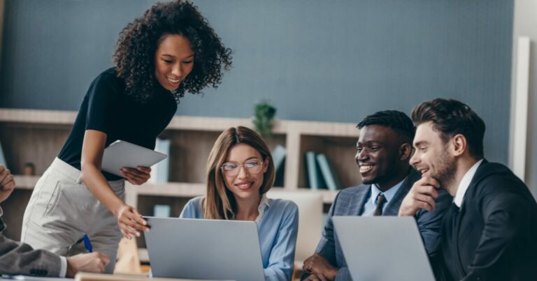 vagas, oportunidade, centro de serviço compartilhado, talento, tecnologia, qualificação, IA