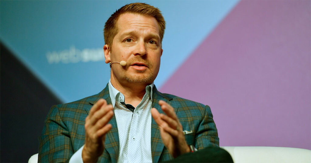 George Kurtz, fundador e CEO da CrowdStrike, empresa responsável pelo “apagão cibernético” da sexta (Imagem: Seb Daly/Creative Commons)