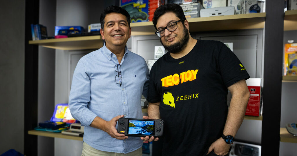 Valdeni Rodrigues e Eddy Antonini: com Zeenix, TecToy olha para o futuro dos games (Imagem: Divulgação)
