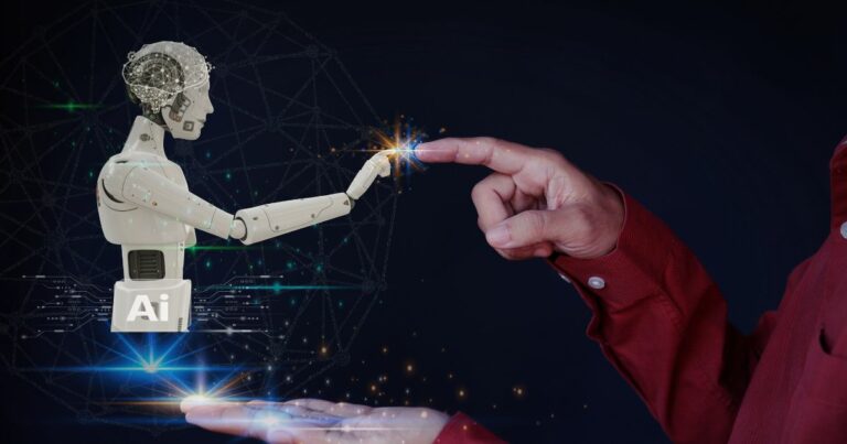 Imagem conceitual de inteligência artificial. Um robô humanoide branco com um design futurista estende a sua mão, tocando a ponta do dedo de um humano vestido com uma camisa vermelha. O toque entre os dedos gera um brilho de luz, simbolizando a conexão entre humanos e a IA. O fundo é escuro, com padrões geométricos e circuitos digitais brilhantes, reforçando a ideia de tecnologia e inovação (estudo, pesquisador, times)