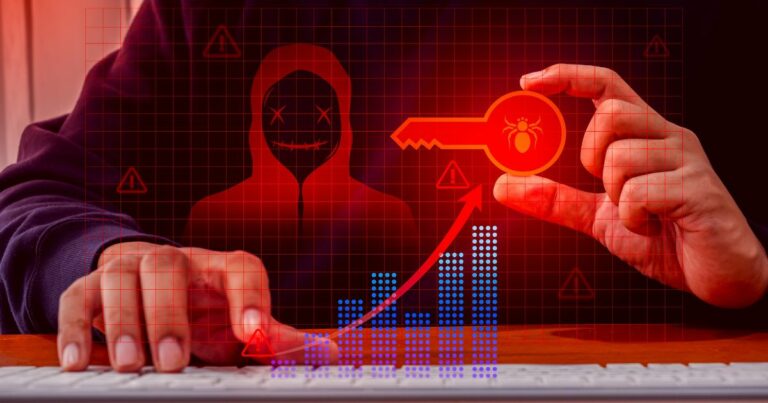 Uma pessoa em frente a um teclado segura uma chave simbólica com um ícone de inseto (indicando malware), enquanto digita com a outra mão. Sobre a imagem há gráficos e elementos digitais em vermelho, incluindo a silhueta de um hacker com capuz e rosto fictício, representando uma ameaça cibernética. O tom da imagem sugere alerta e perigo relacionado a segurança digital (infostealers, Ameaças internas)