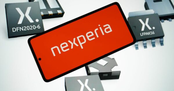 A imagem apresenta um conceito visual relacionado à indústria de semicondutores e componentes eletrônicos, destacando a marca Nexperia.