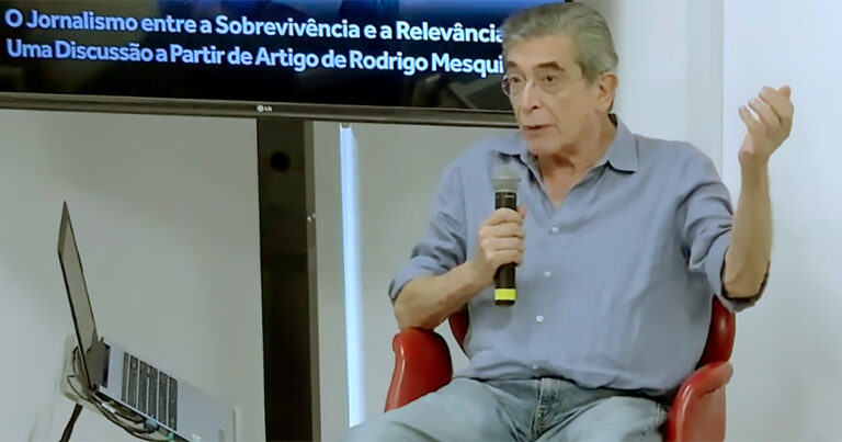 O jornalista e pesquisador Rodrigo Mesquita, durante do evento “O jornalismo entre a sobrevivência e a relevância” - Foto: reprodução (digital)