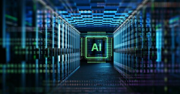 Corredor de um data center futurista, com fileiras de servidores iluminados em tons de azul e verde nas laterais. No centro da imagem, destaca-se um chip digital brilhante com a sigla “IA”, cercado por padrões eletrônicos e códigos binários, representando infraestrutura tecnológica e computação avançada. Escócia, inferência
