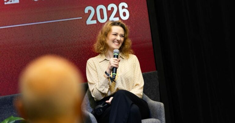 Ana Trišović, cientista de pesquisa do MIT CSAIL. Imagem: Divulgação/StartSe. IA