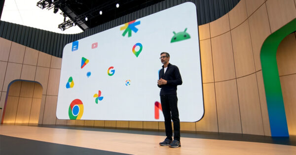 Sundar Pichai, CEO do Google, apresenta mudanças no buscador, durante o Google I/O, no dia 19 de maio - Foto: reprodução