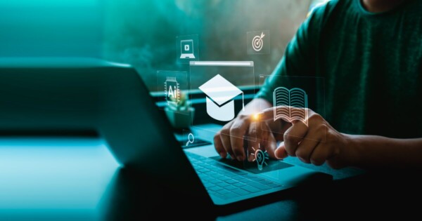 Programa Eu Capacito formou 3 milhões de pessoas com cursos gratuitos de tecnologia