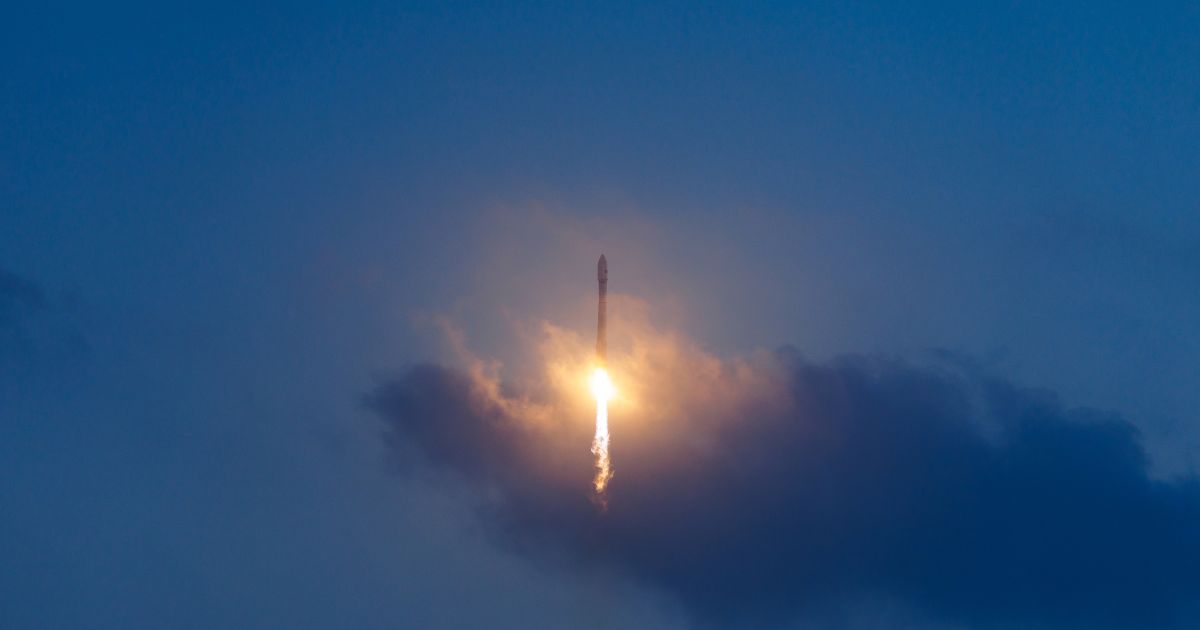 Image for China recupera pela primeira vez foguete em solo e estreita distância com SpaceX
